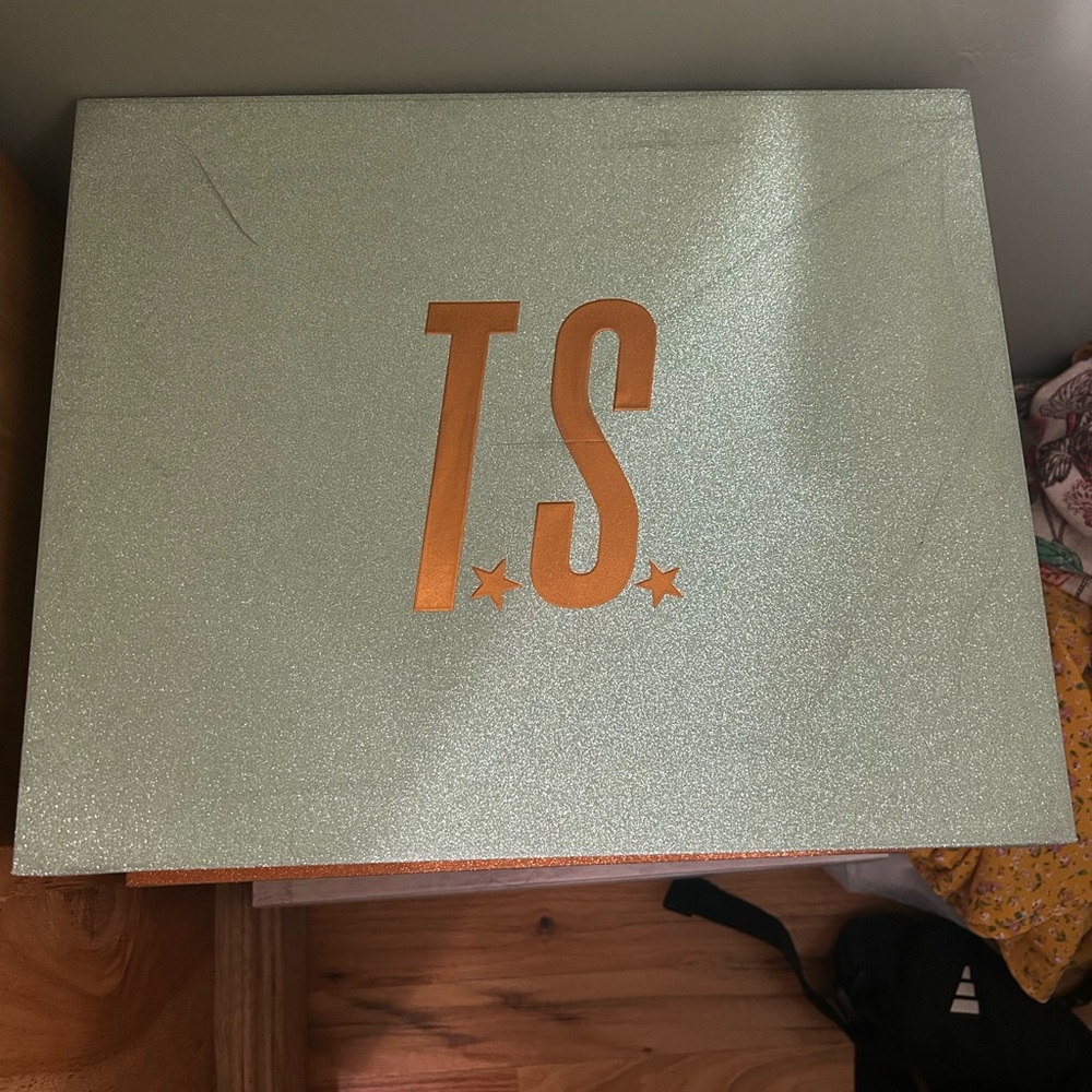 Official TS Glittery Box (from Spotify showgirl drop!)